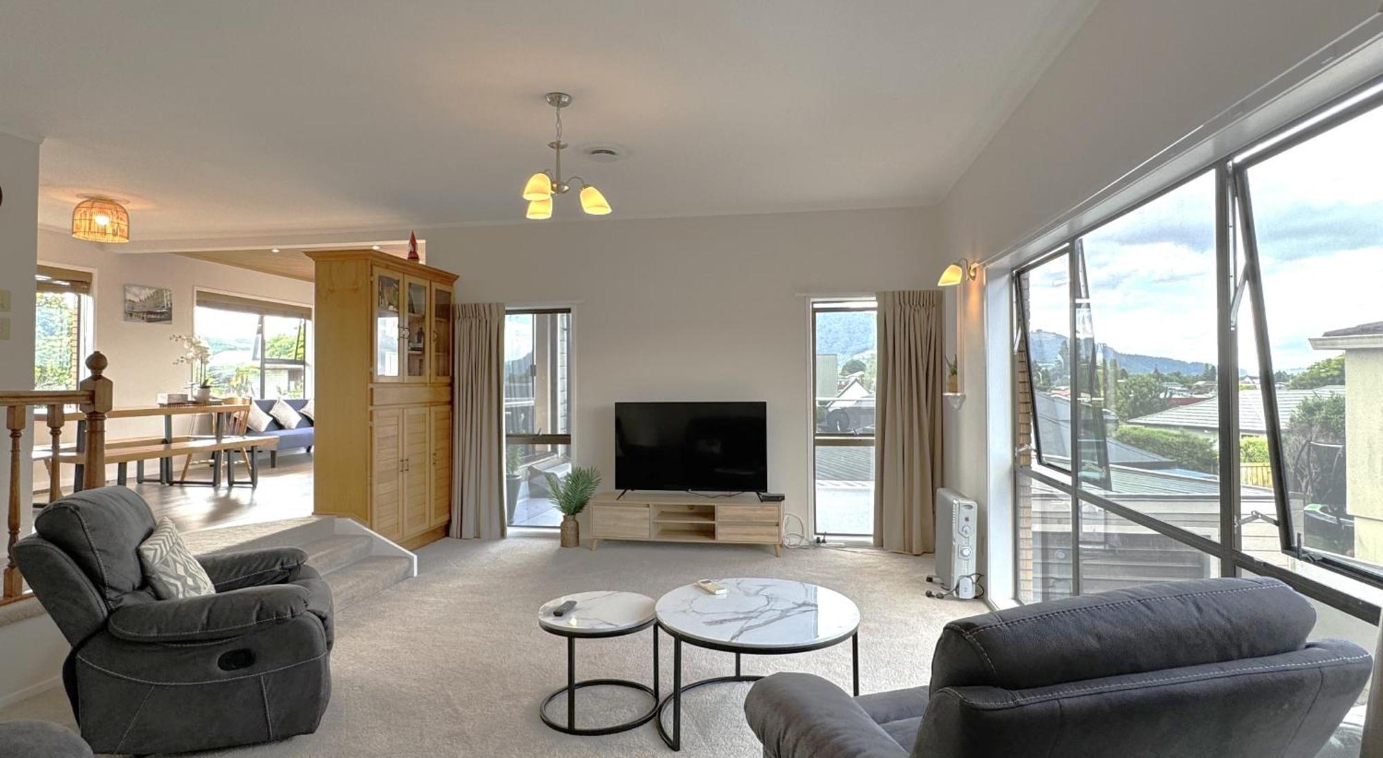 Spacious Retreat With Mountain View Rotorua Exterior foto
